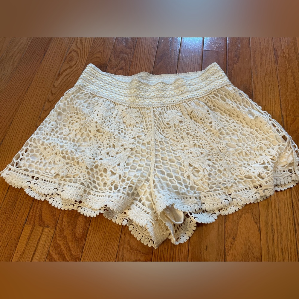 Streetwear 
Lined shorts